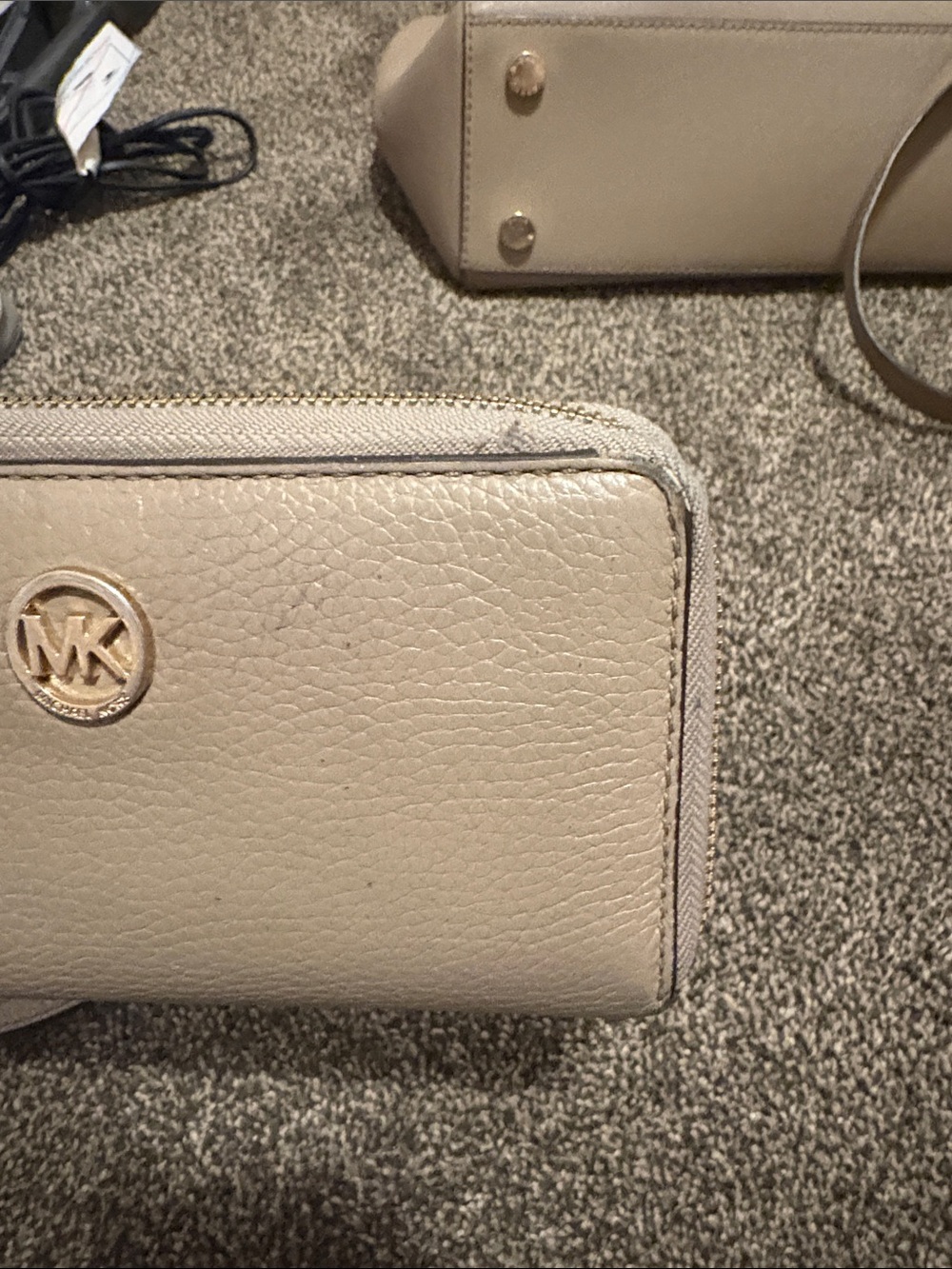 Michael Kors Taupe Saffiano Satchel with Gold Hardware with matching wallet - Picture 14 of 16